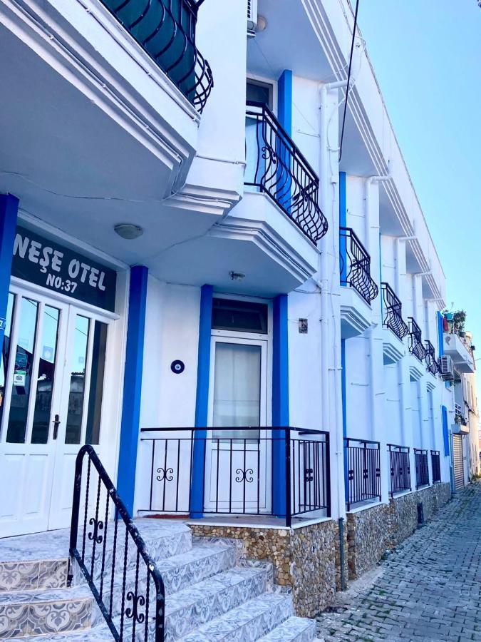 Nese Hotel เซสเม ภายนอก รูปภาพ