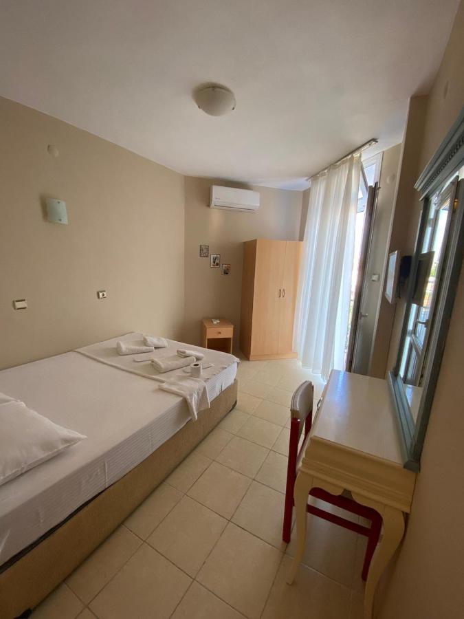 Nese Hotel เซสเม ภายนอก รูปภาพ