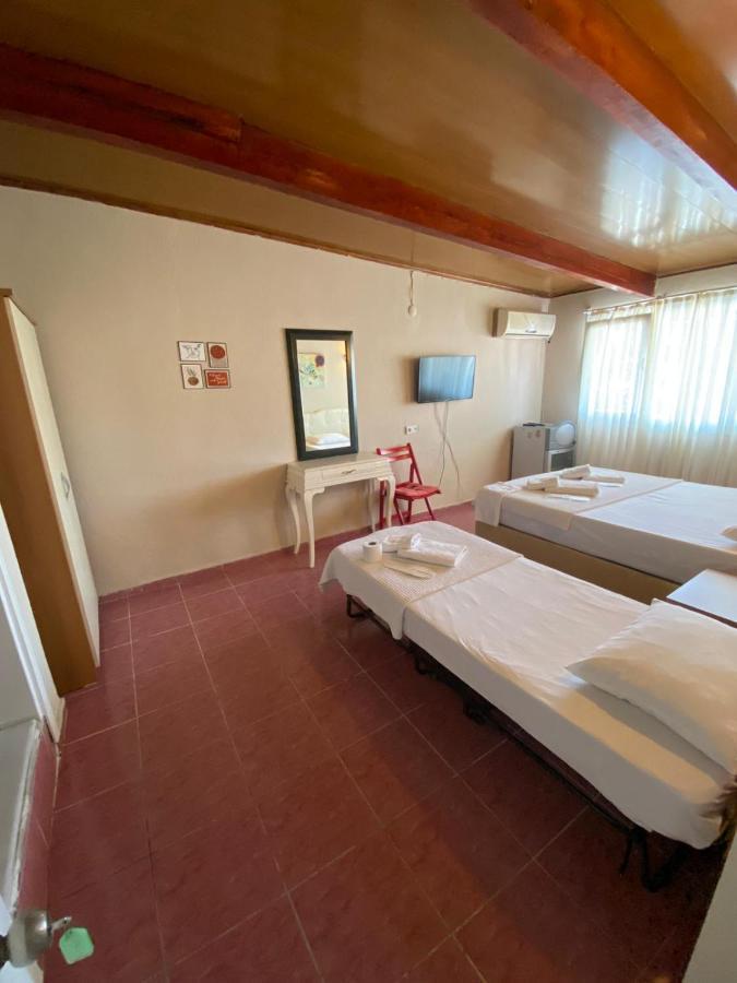 Nese Hotel เซสเม ภายนอก รูปภาพ