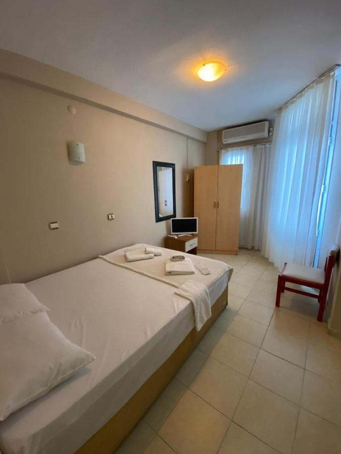 Nese Hotel เซสเม ภายนอก รูปภาพ